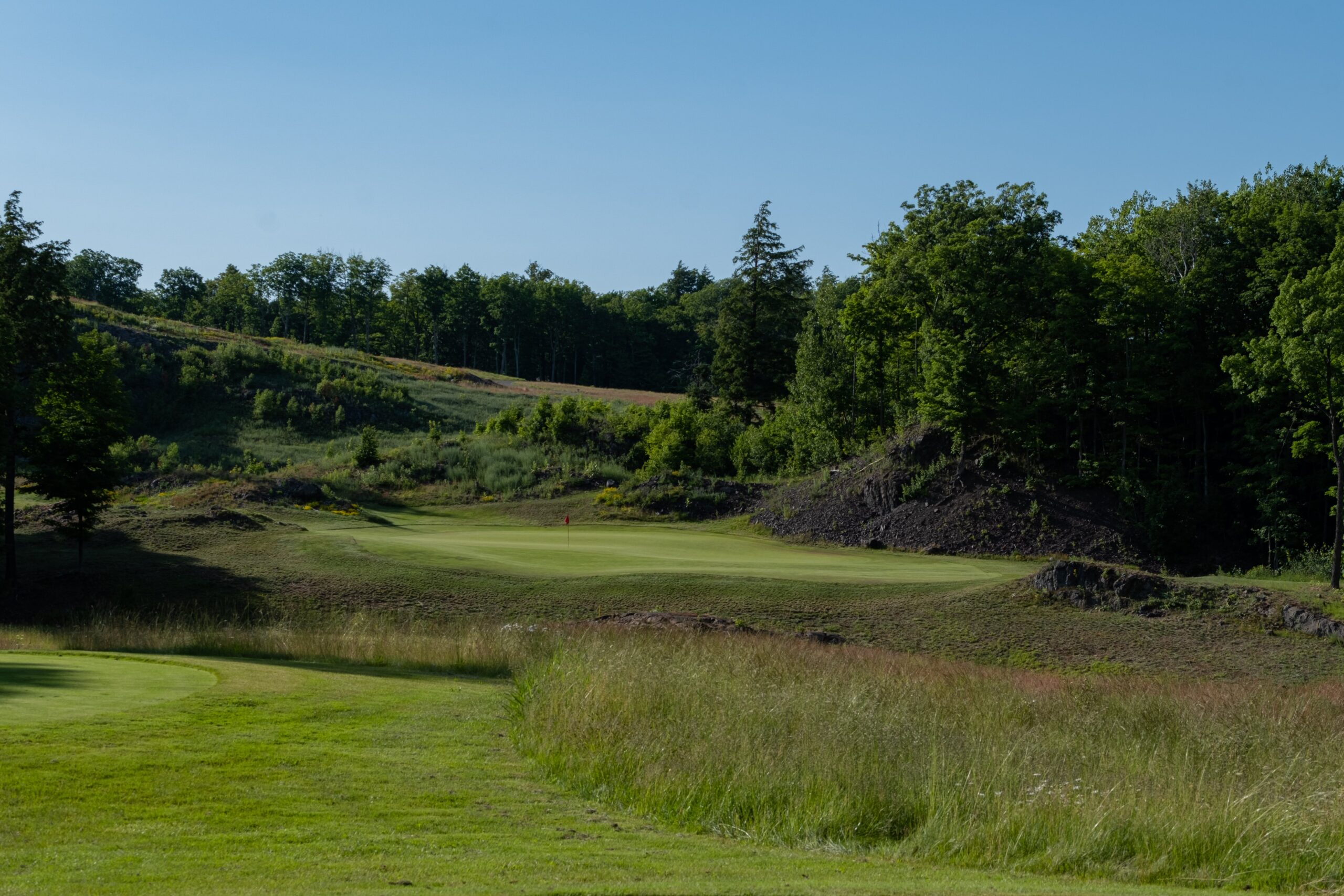 No. 15 · Par 3 · 240 yards at Greywalls: Stone at Your Shoulder